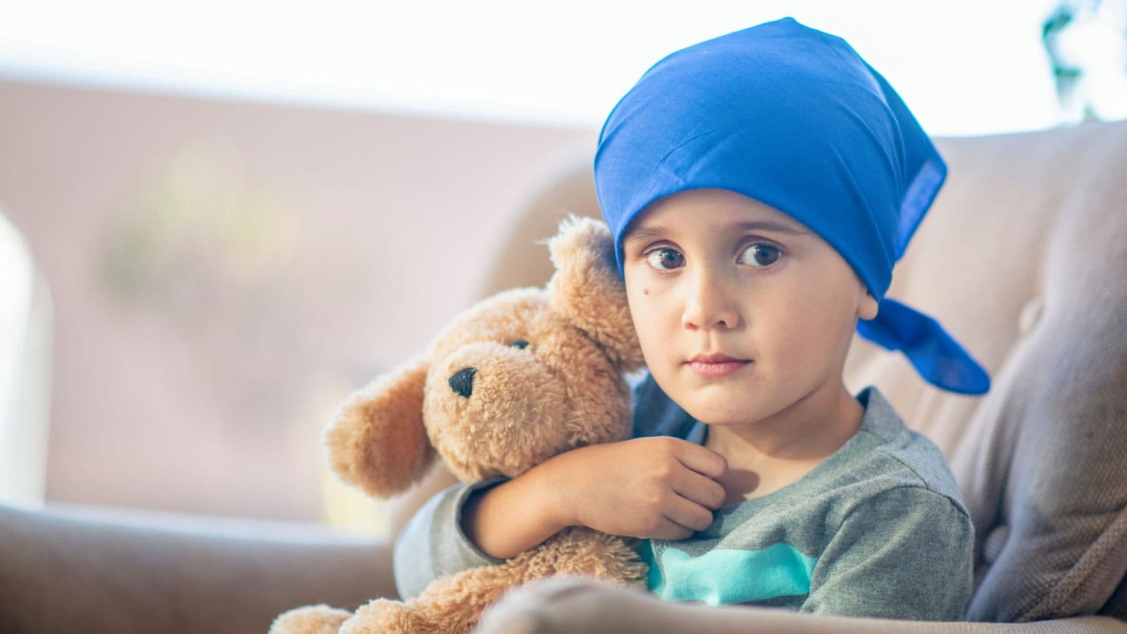 Causan desacatos muerte de niños con cáncer, dice magistrado