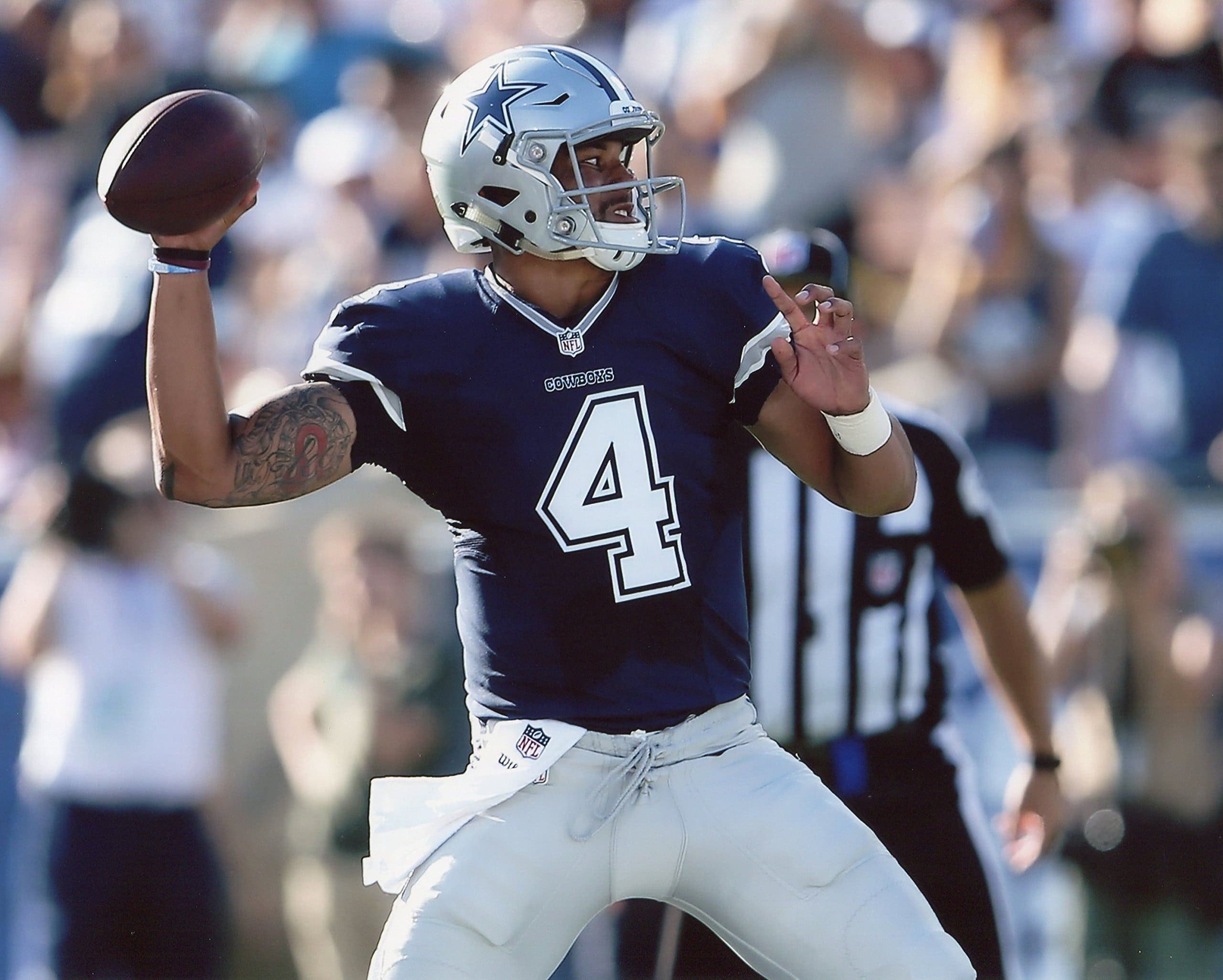 QB de Dallas se pierde resto de temporada