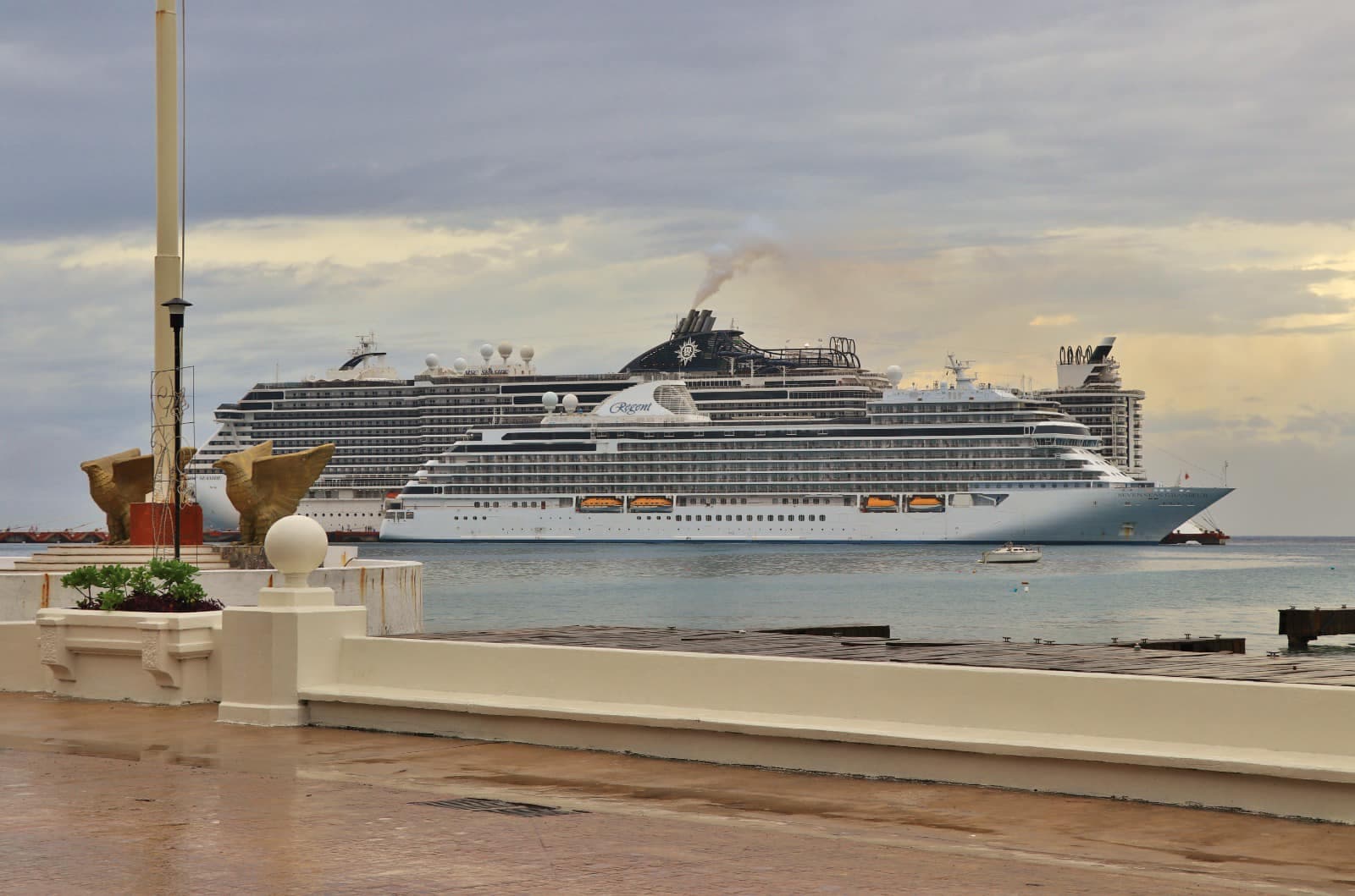 Casi 28 mil turistas de cruceros llegaron este miércoles a Cozumel