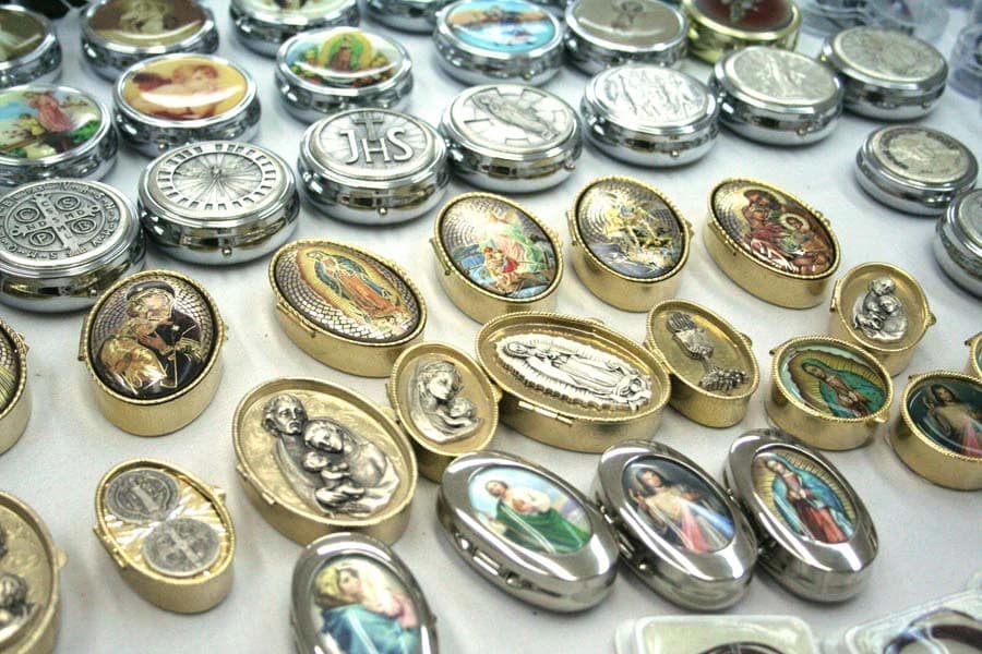 Lluvias pegan a ventas de artículos guadalupanos