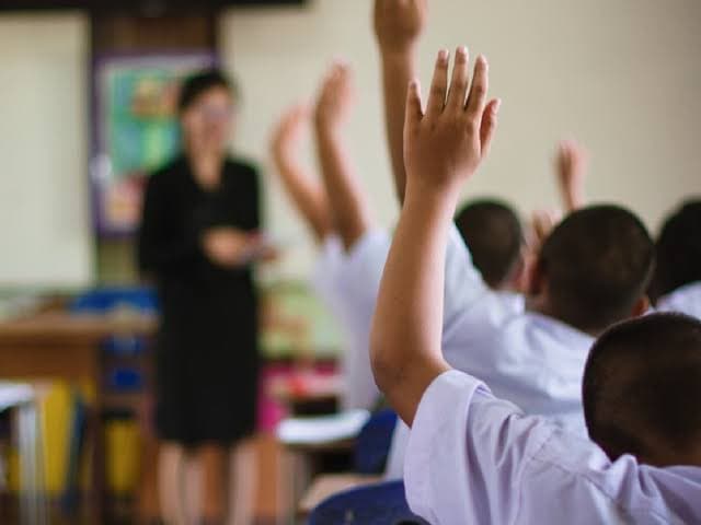 Pide Obispo educar con valores y honestidad a niños