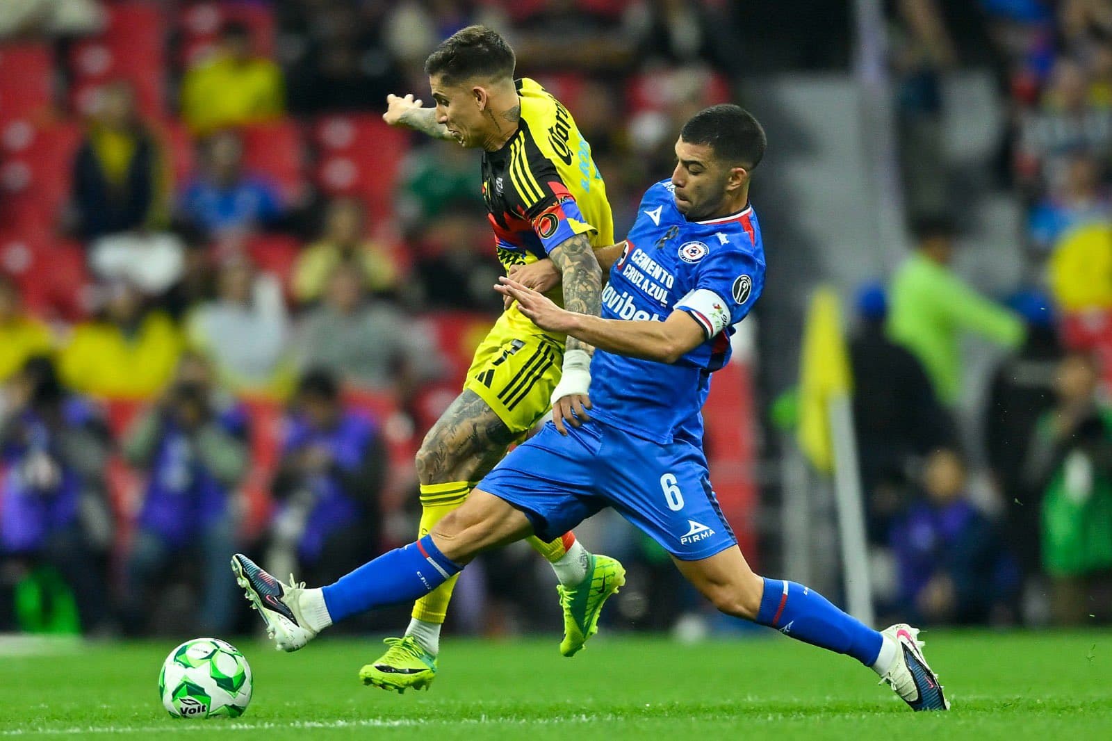 Decepciona al doble Clásico Joven, empate y precios exorbitantes en remodelado Azteca