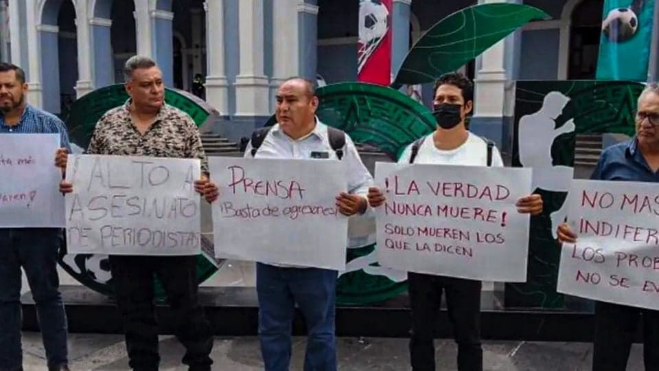 Exigen periodistas de Veracruz freno a muertes de compañeros