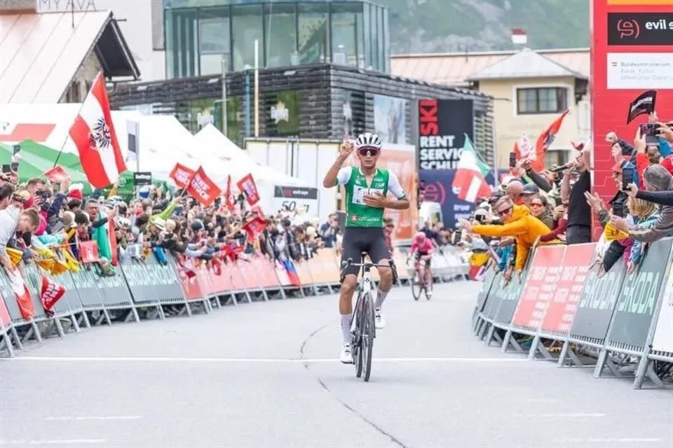 Gana Isaac del Toro 4ª etapa del Tour de Austria; es el nuevo líder