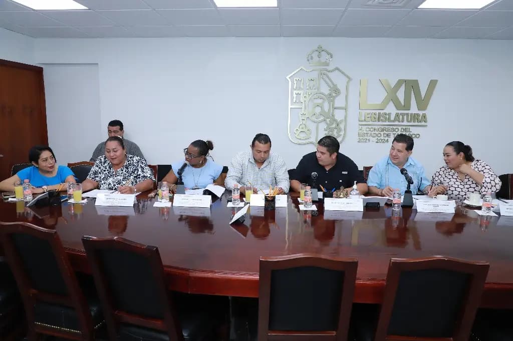 Piden diputados rehabilitación urgente de carreteras