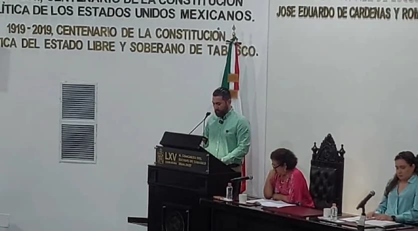 Buscan que motociclistas usen cascos certificados