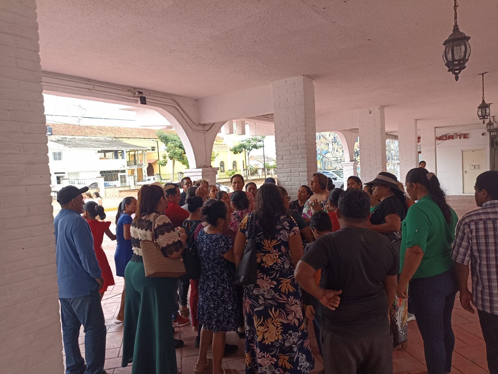 Deja "Chonita" sin pagos a delegados salientes, en Cunduacán