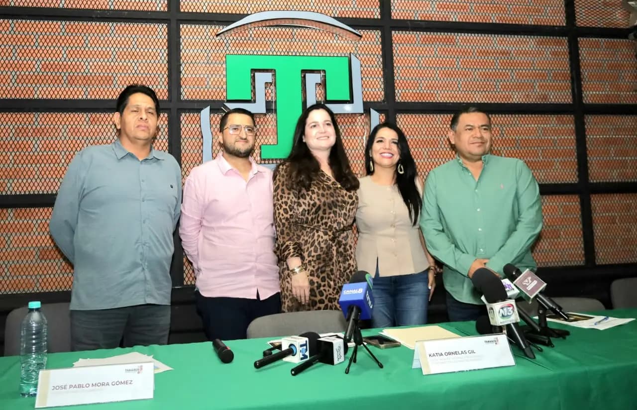 Fátima es una Miss Universo auténtica asegura su madre Vanesa Fernández