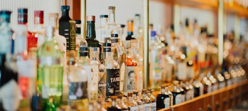 Recortan horario para venta de bebidas alcohólicas
