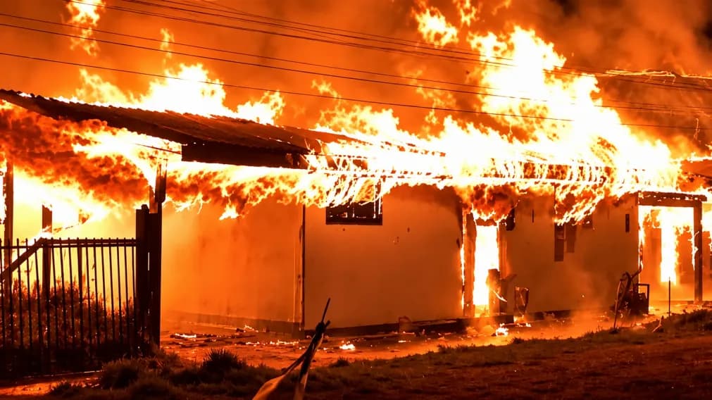 Incendio en asilo de ancianos en Chile deja 16 muertos