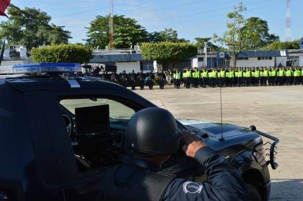 Según el PRI, 1,200 policías siguen con sueldo precario