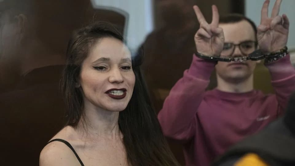 Rusia sentencia a cuatro periodistas que trabajaban con Navalny