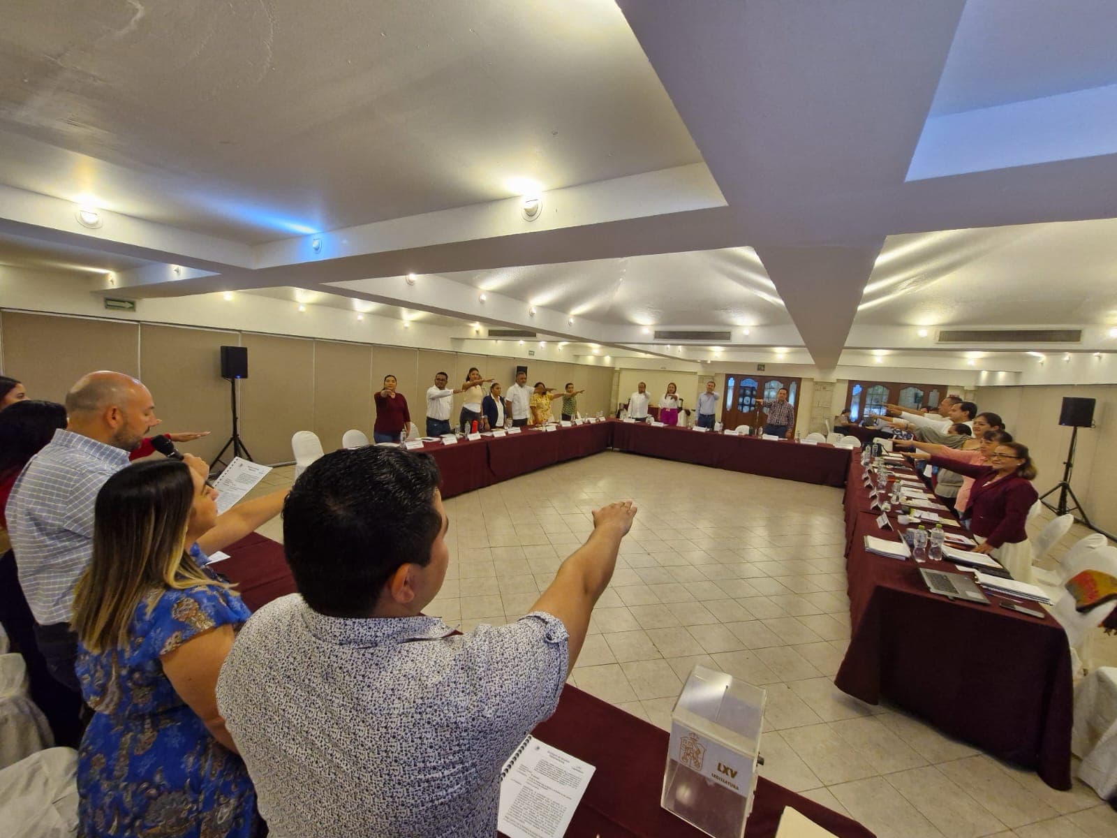 Capacitan a diputados electos de Morena, PVEM y PT