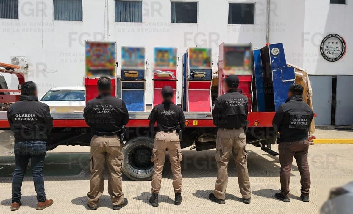 Asegura FGR 12 máquinas tragamonedas en Centro y detiene a 1 persona