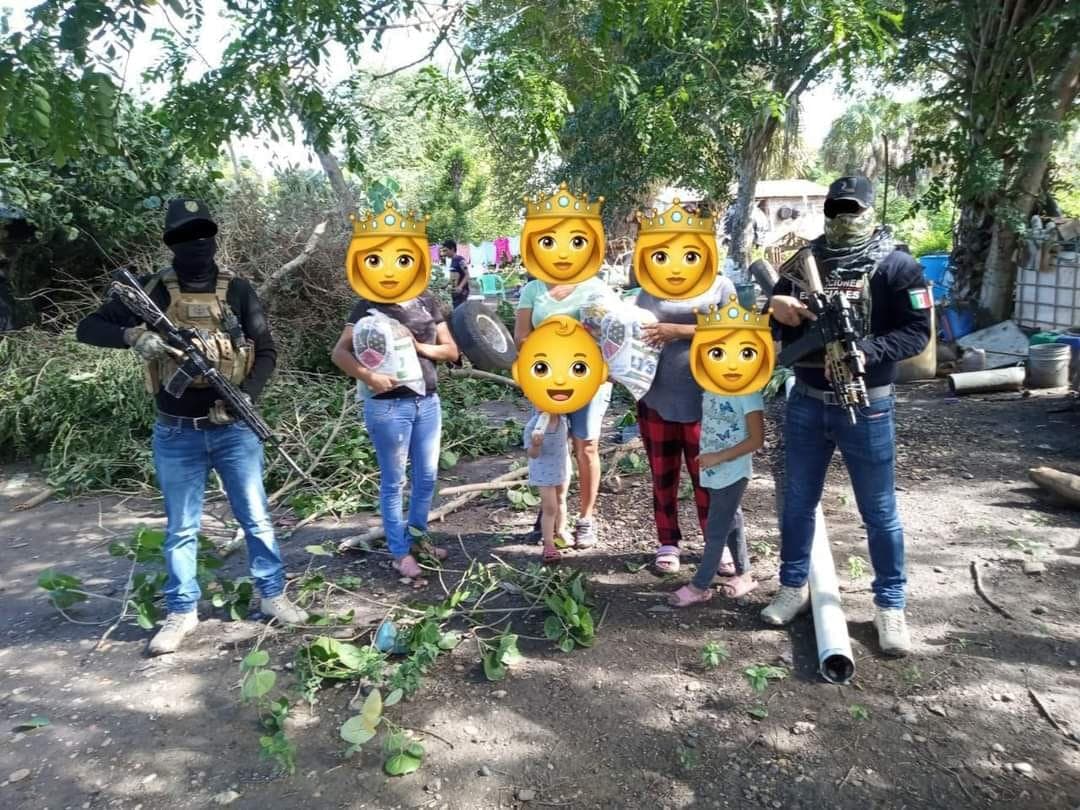 Grupo delictivo reparte despensas en Veracruz en sectores marginados