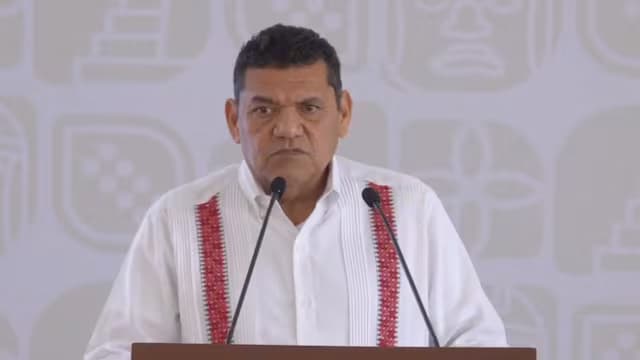 Reprochan en redes atención médica privada al gobernador Javier May