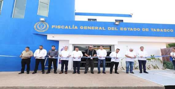 Detienen a dos agentes de Fiscalía con armas adulteradas