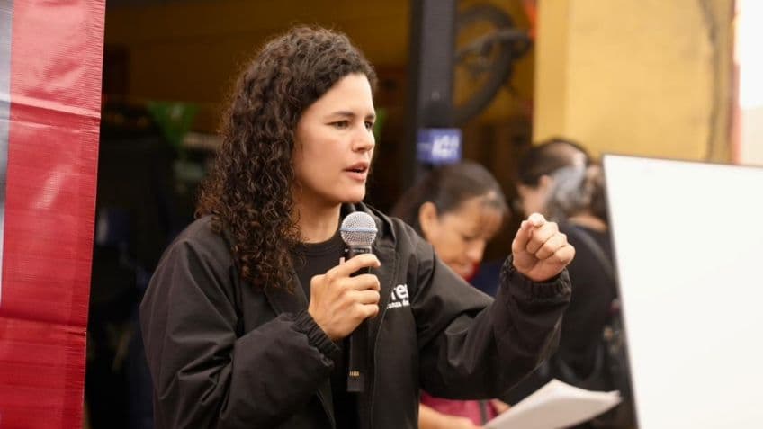 Luisa Alcalde minimiza marcha de Generación Z