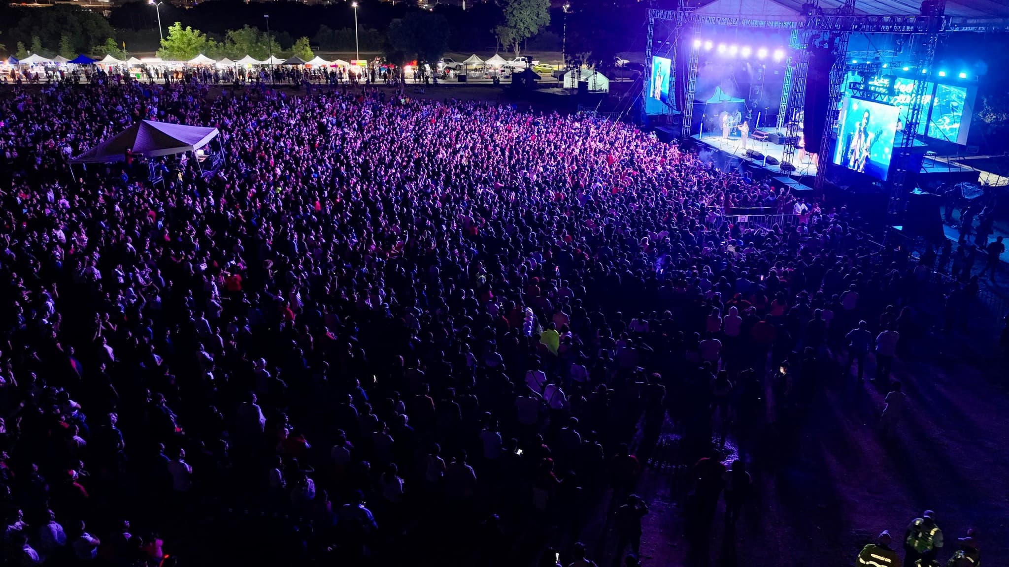 Ponen a bailar Ángeles Azules a Playa del Carmen