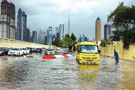 Fuertes inundaciones en Dubái