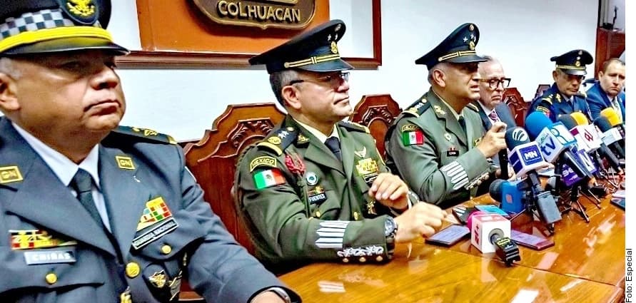 Habrá paz si narcos cesan pelea.- Ejército