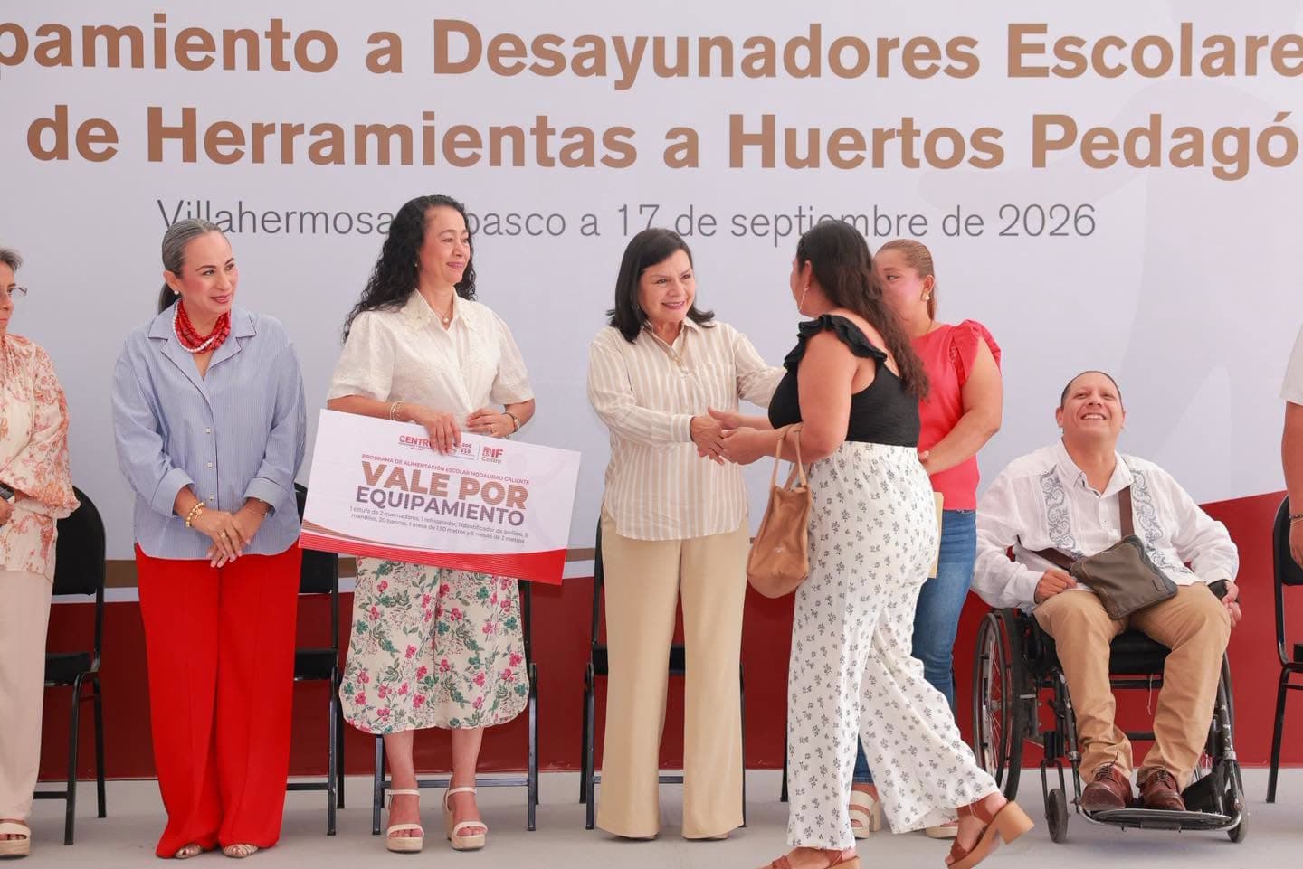Invierten más de 1.5 MDP para equipar desayunadores y huertos en 201 escuelas de Centro