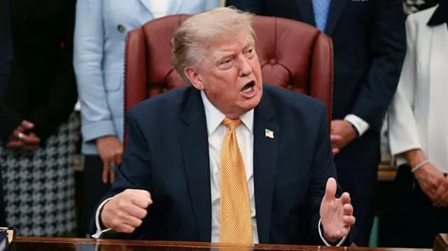 Trump exige a México intensificar el combate al narcotráfico y el control fronterizo