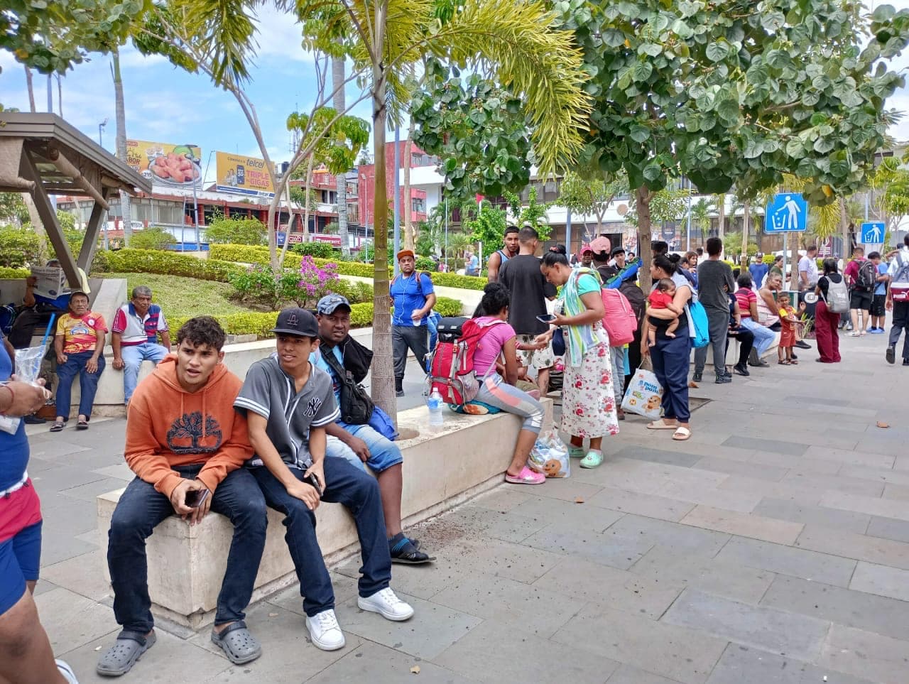 Anuncian salida de otra de caravana migrante en Tapachula