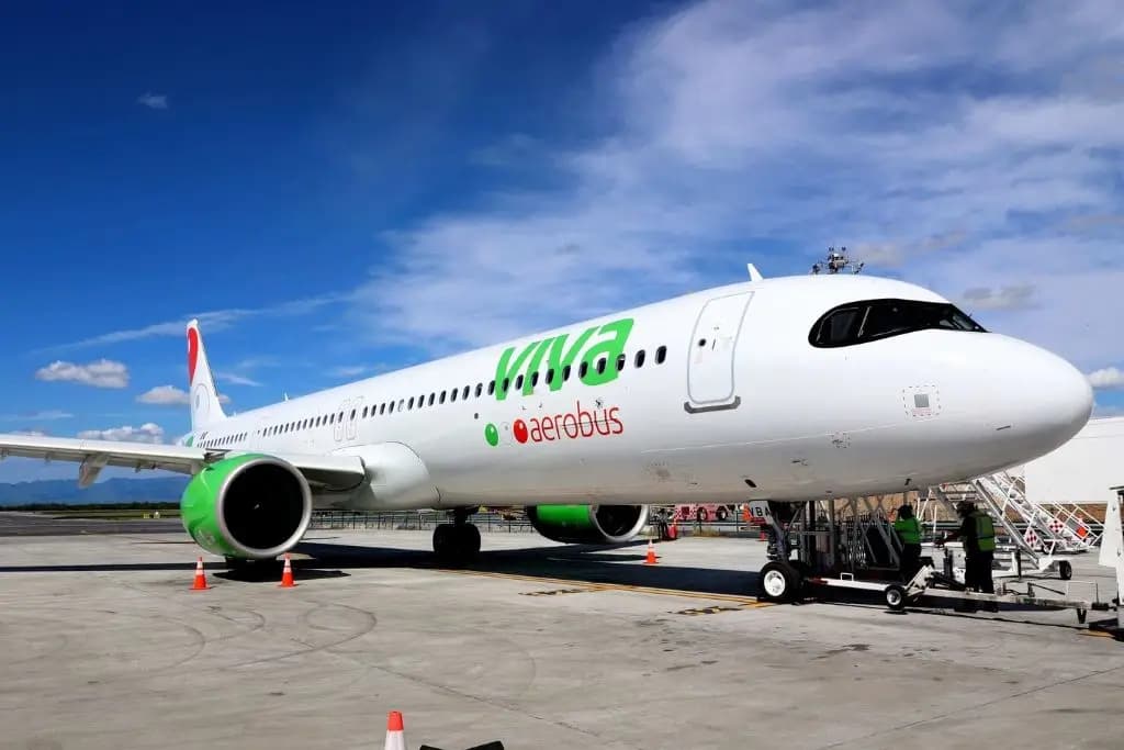 Viva Aerobús cancela vuelo en Villahermosa y deja varados a cientos de pasajeros