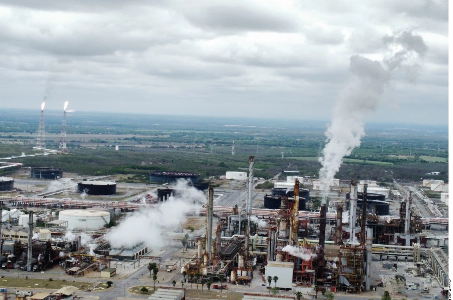 Crece Pemex 49% sus contaminantes