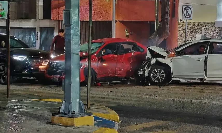 Choque deja varios lesionados en Paseo Tabasco