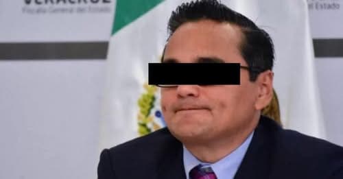 Exfiscal de Veracruz gana amparo en caso de tortura