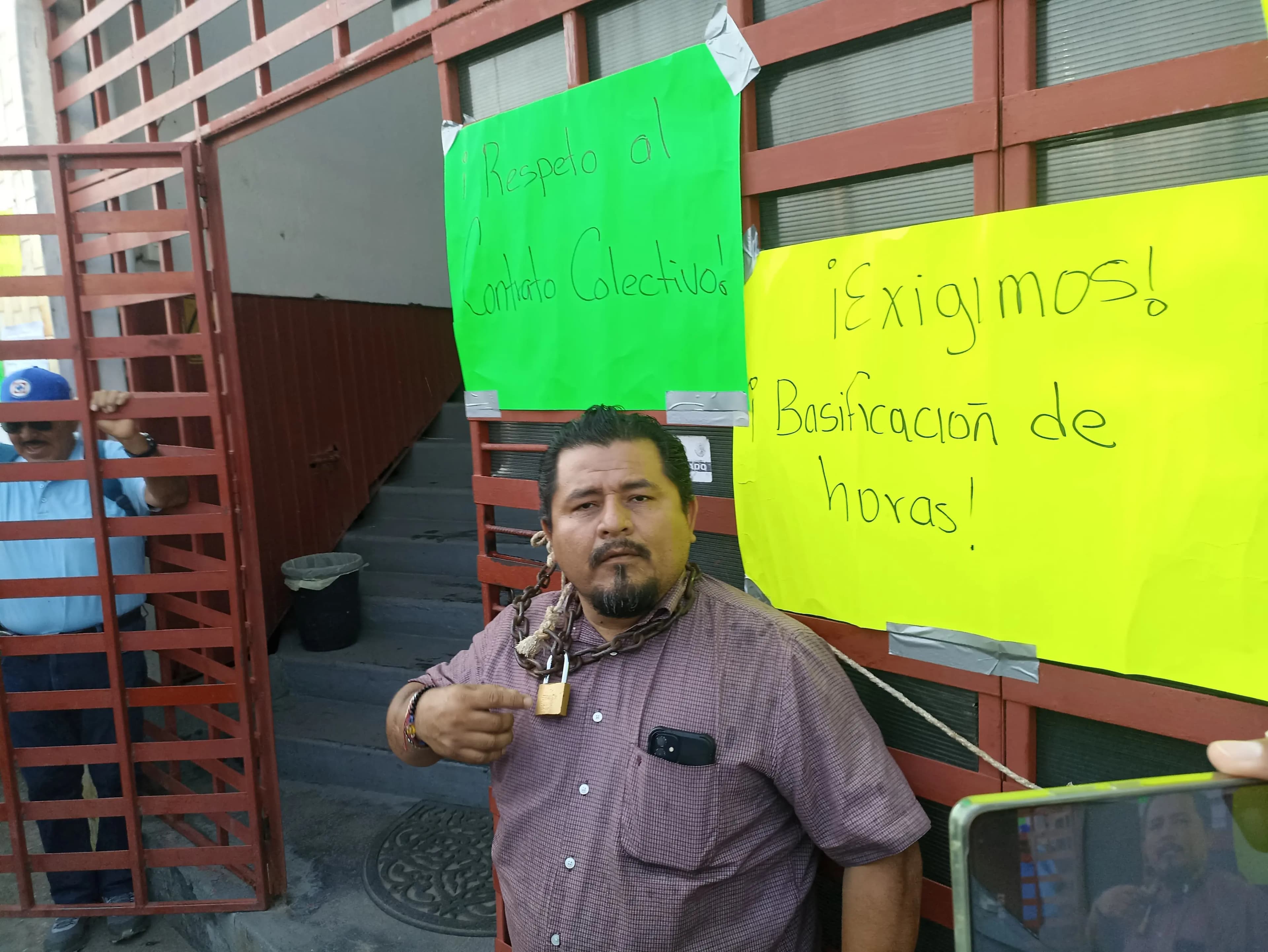 ¡Fuera Acopa!, claman en el CECyTE