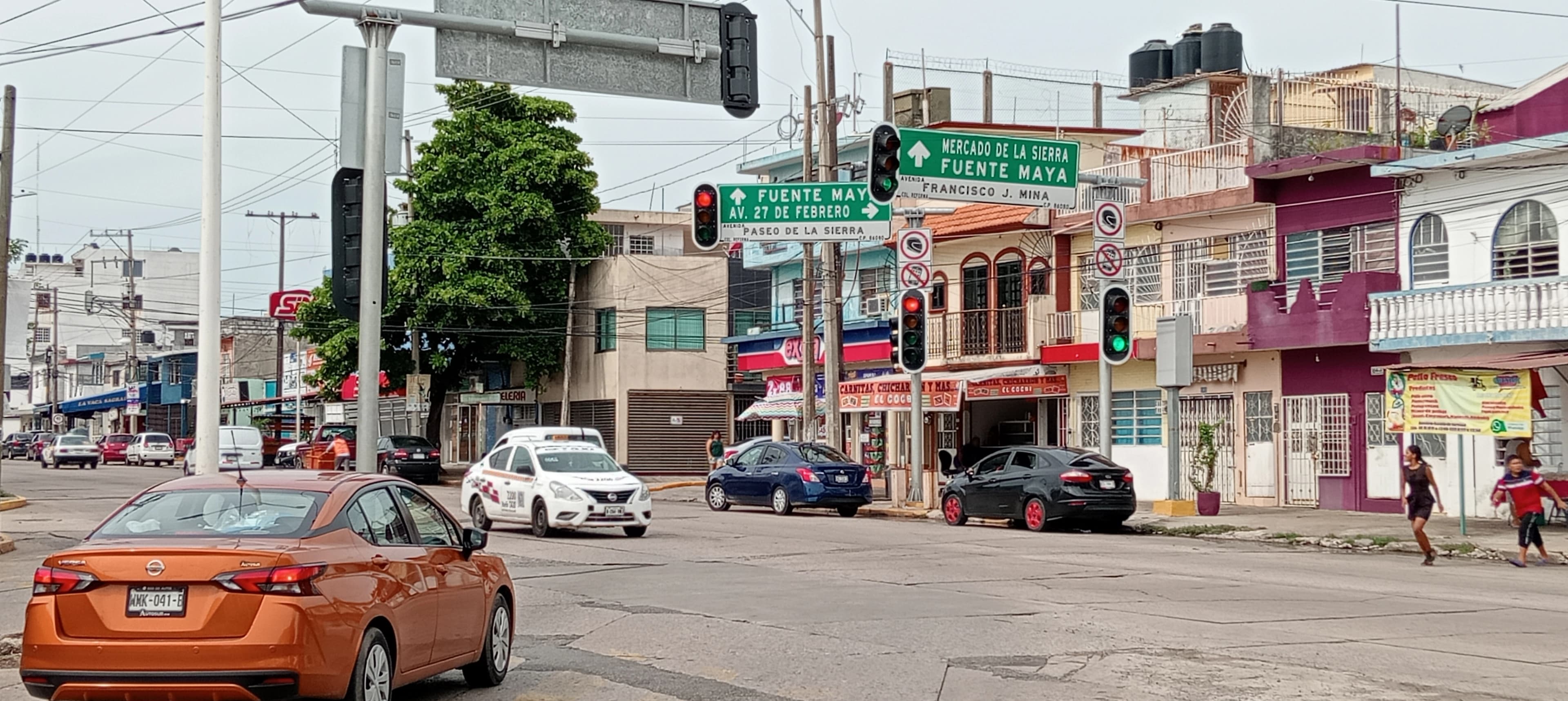 Aceleran renovación de semáforos en 85 cruceros