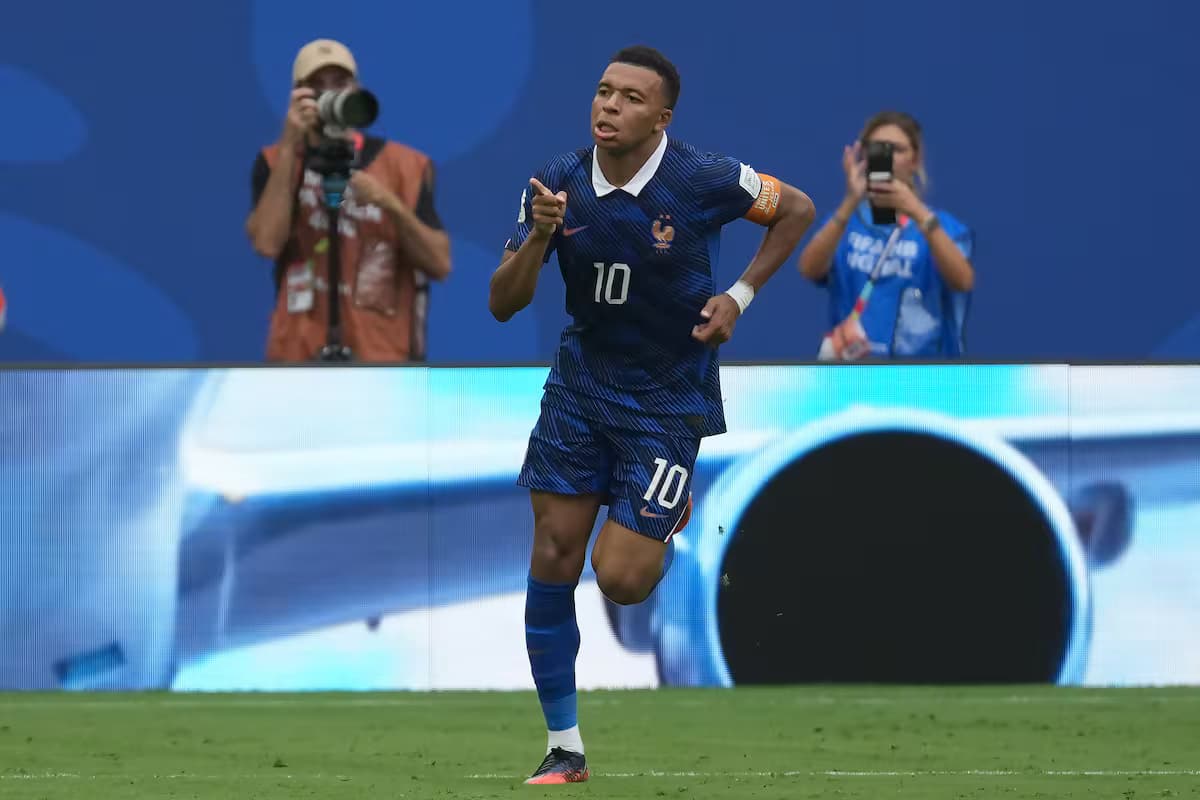 El último baile de Messi y la promesa de un trono eterno para Mbappé
