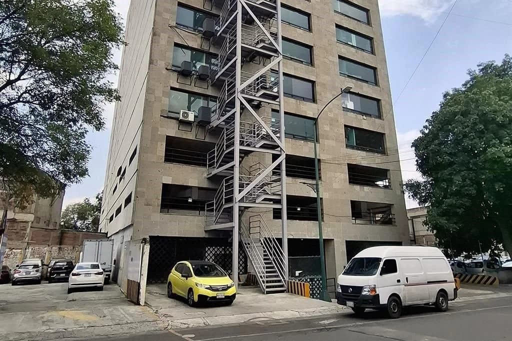 Falla elevador en Tribunal Federal; deja seis lesionados