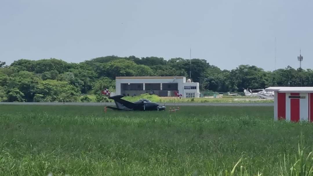 Despista avioneta en aeropuerto de Villahermosa