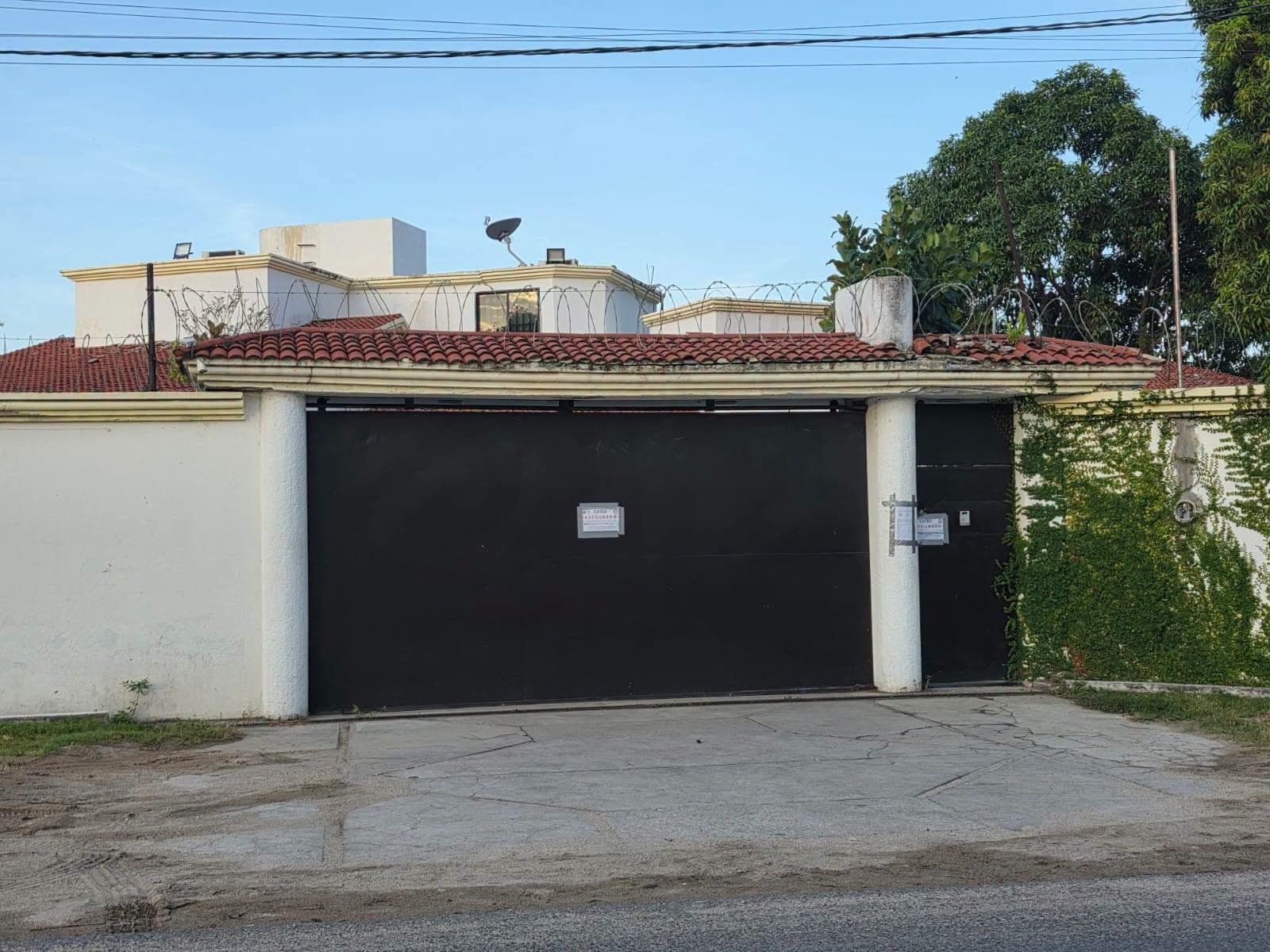 FGR ejecuta "Operativo Enjambre" en Paraíso; 3 funcionarios municipales detenidos