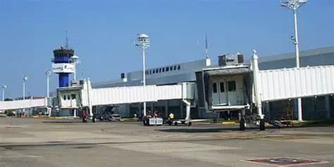 Fallece un hombre en el vuelo Mérida-Villahermosa