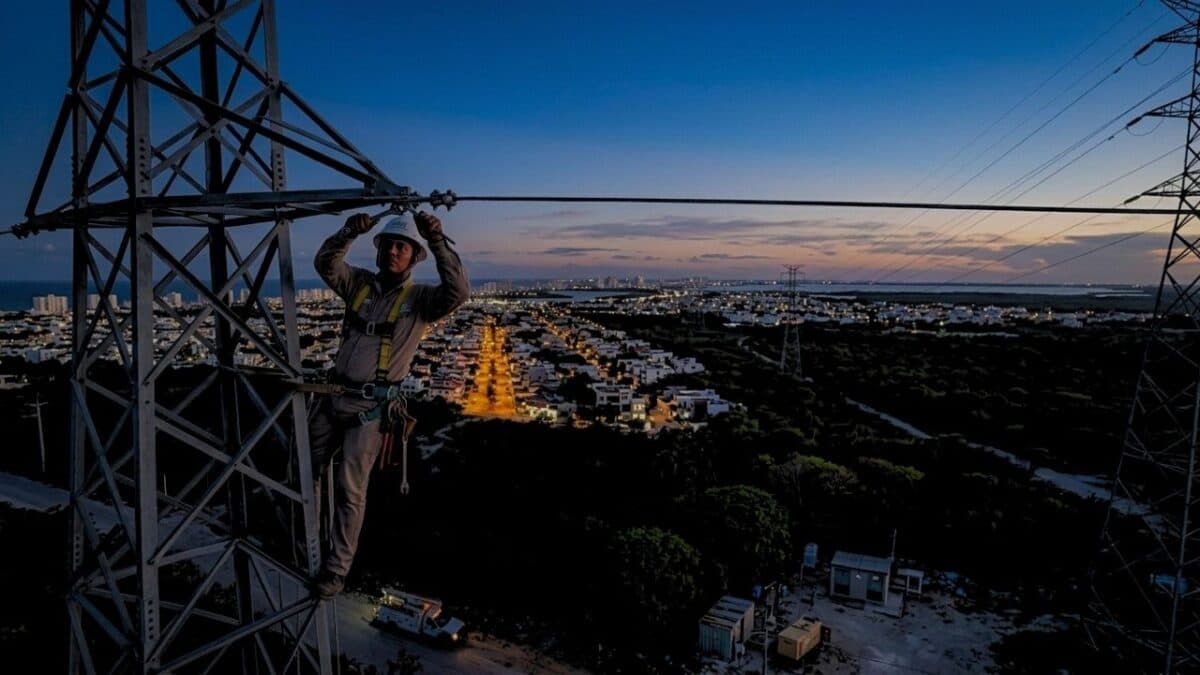 Apagón deja sin luz a regiones de Chiapas y la península de Yucatán