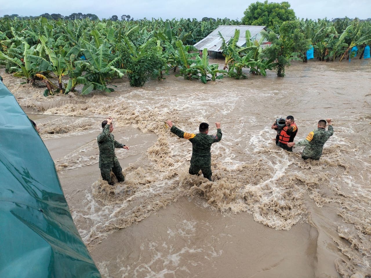 Ejército implementa Plan DN-III-E en Martín de Bananas, Teapa