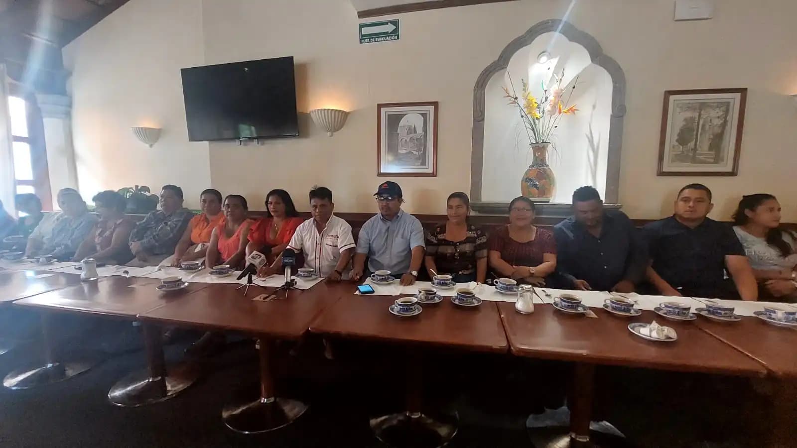 Ex delegados del municipio de Centro apoyan reelección de Yolanda Osuna