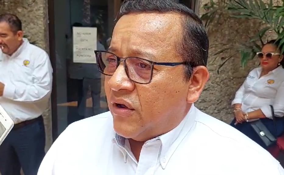 No es ilegal apoyar a Javier May