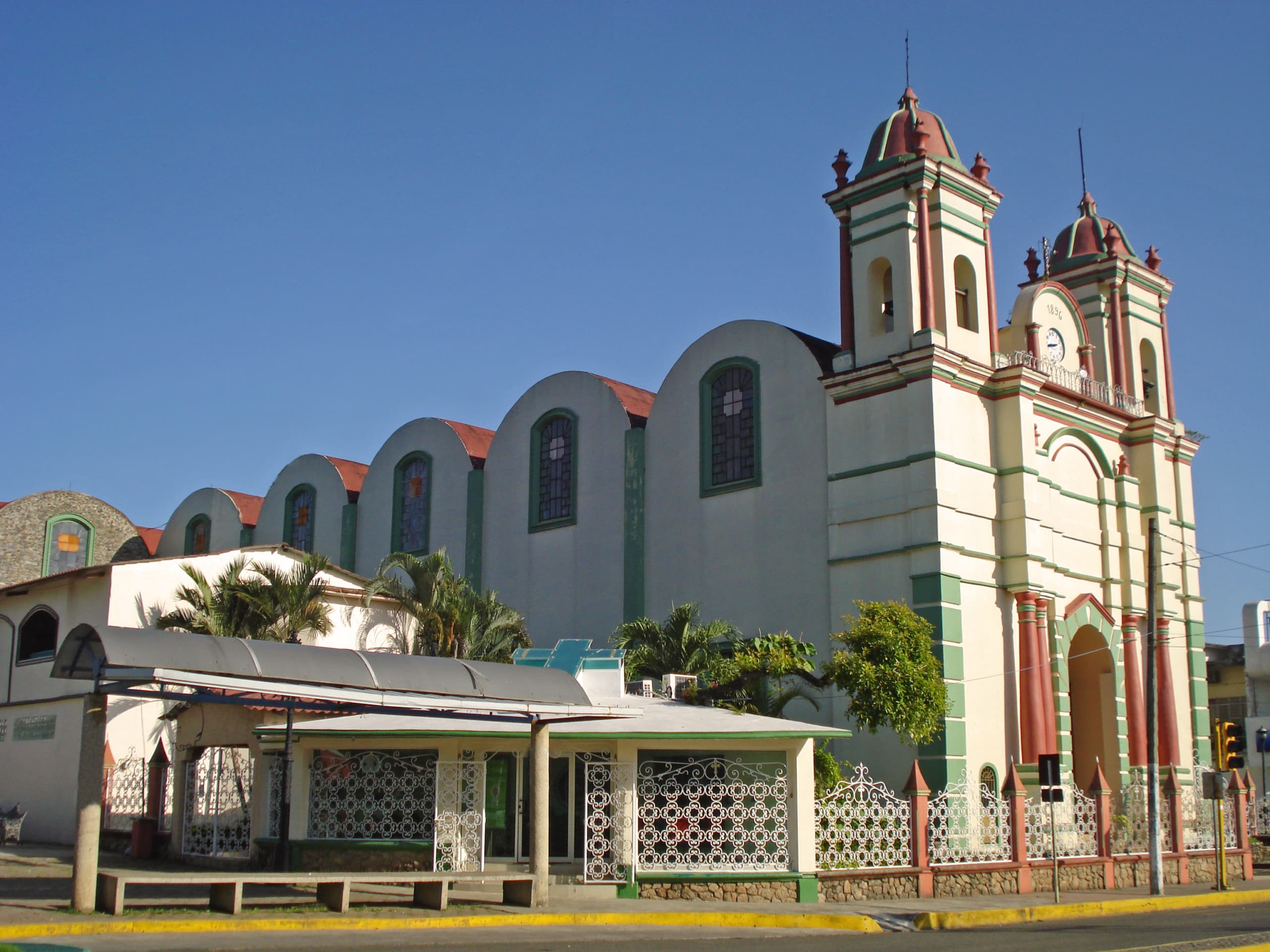 Prometen polo industrial en Teapa