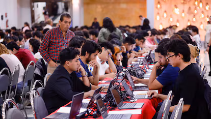 Detecta UNAM "trampas" en examen presencial