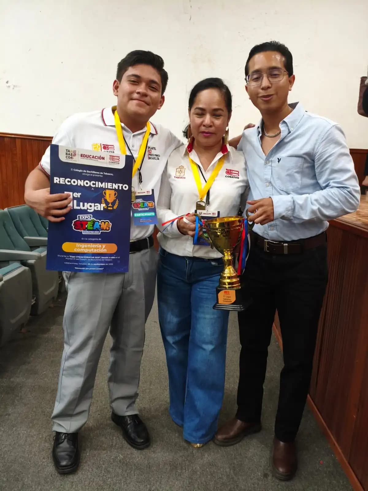Nacajuquenses ganan Expo Steam 2025