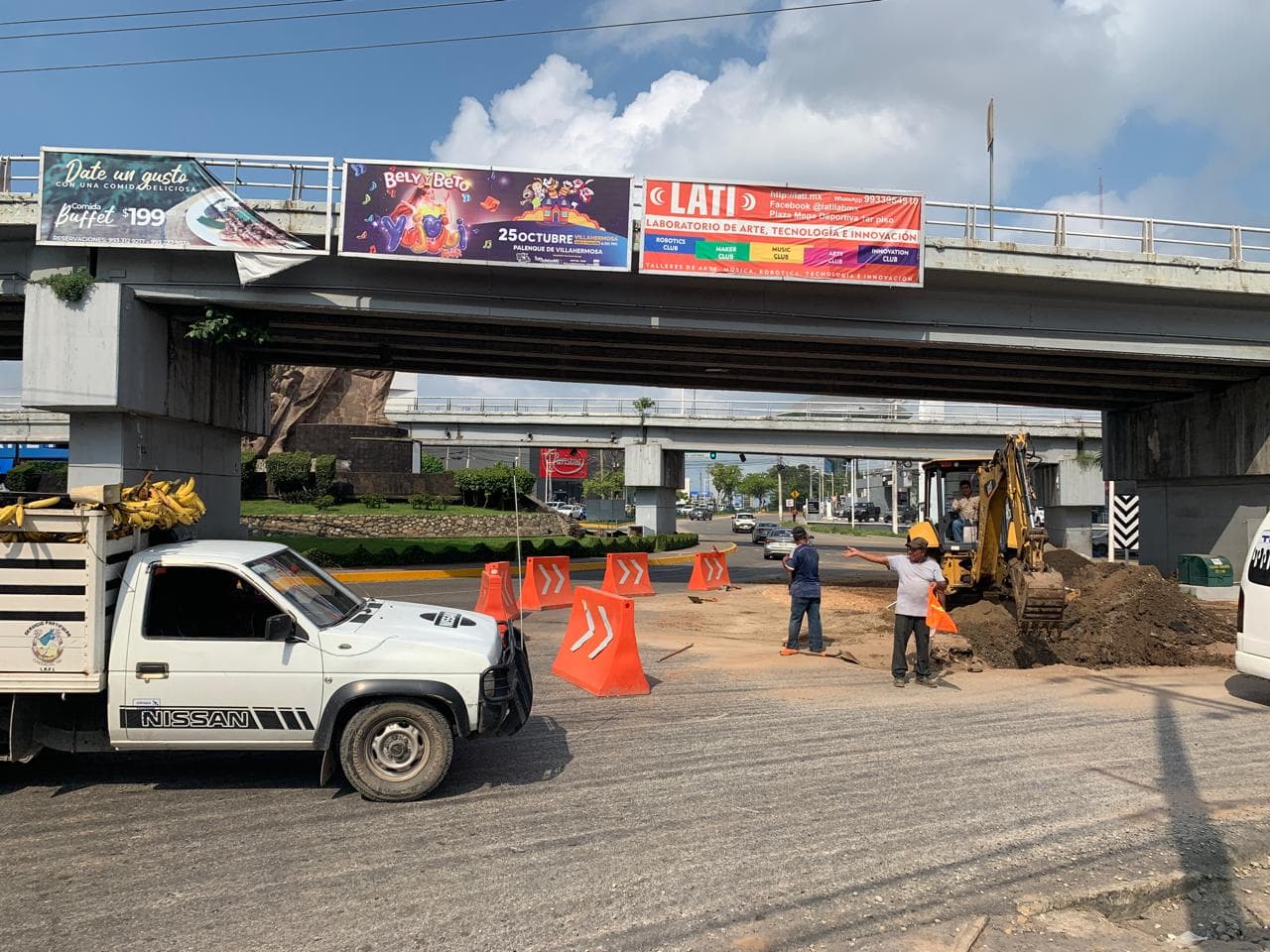 ¡Otra vez afectada vialidad en Paseo Usumacinta!