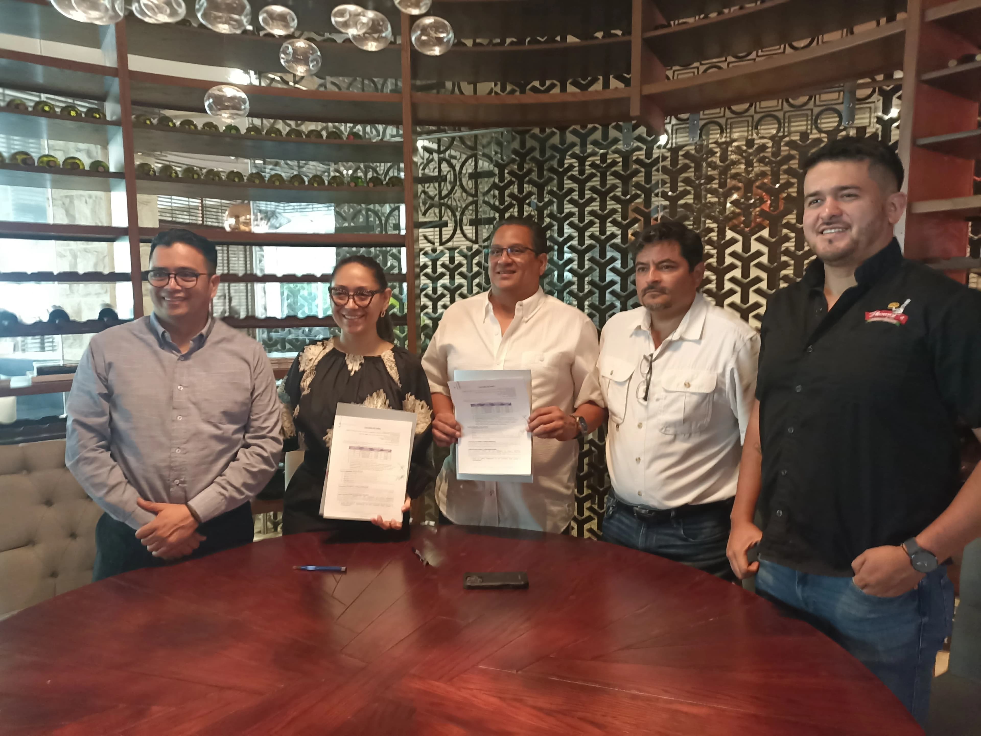 Baja afluencia en restaurantes, pese a vacaciones