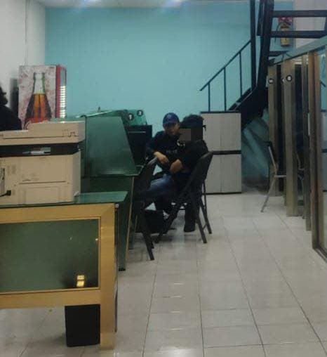 Frustra policía extorsión telefónica a menor