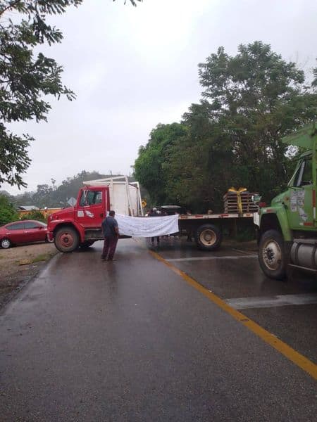 Bloqueo en la carretera Palenque-Ocosingo
